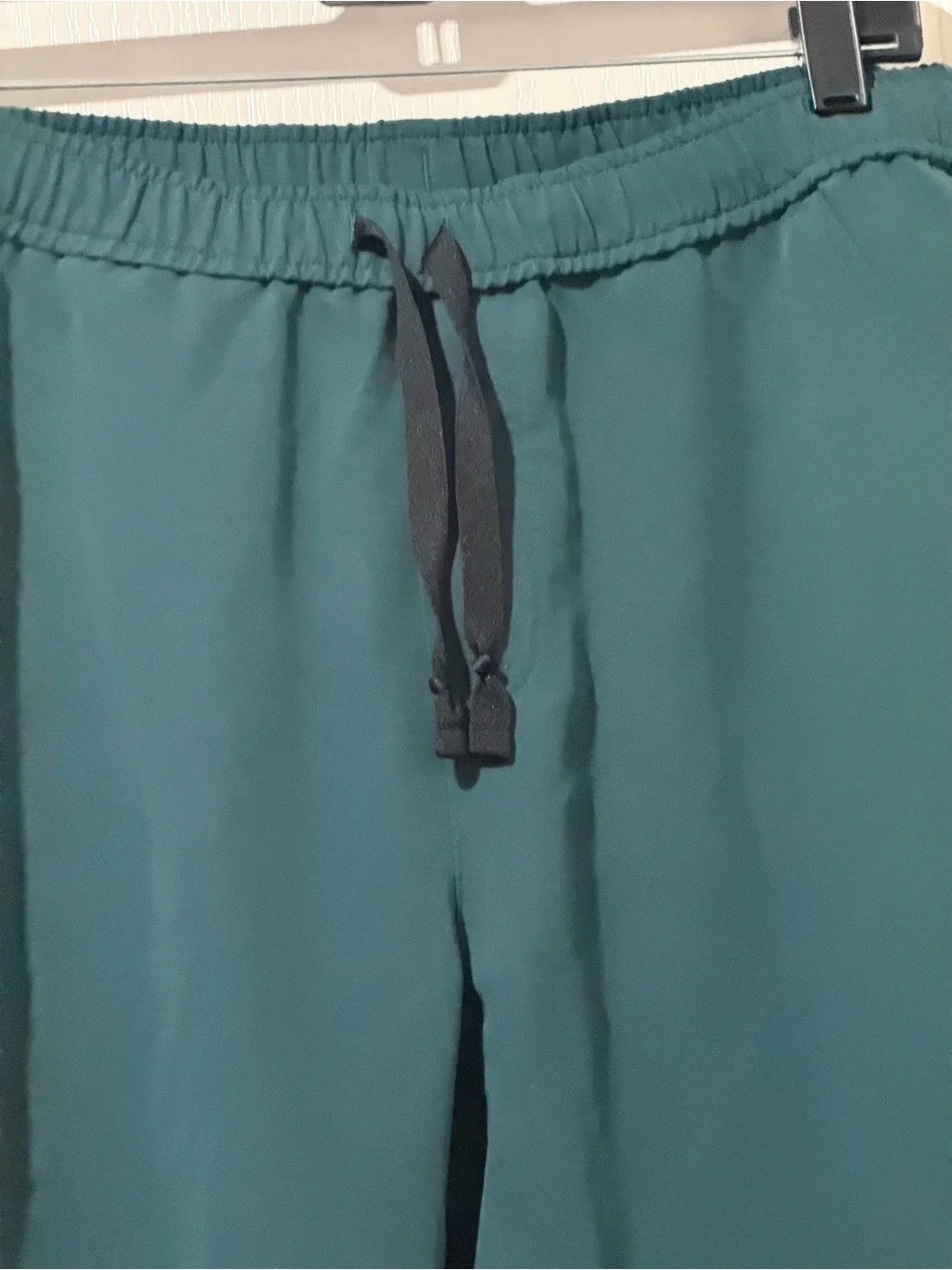 Figs Women’s Jogger Pants in Teal Green with Drawstring